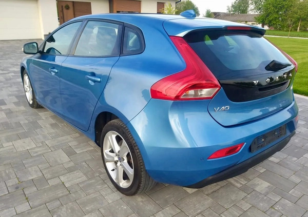 Volvo V40 cena 38900 przebieg: 171000, rok produkcji 2015 z Strzelce Opolskie małe 781